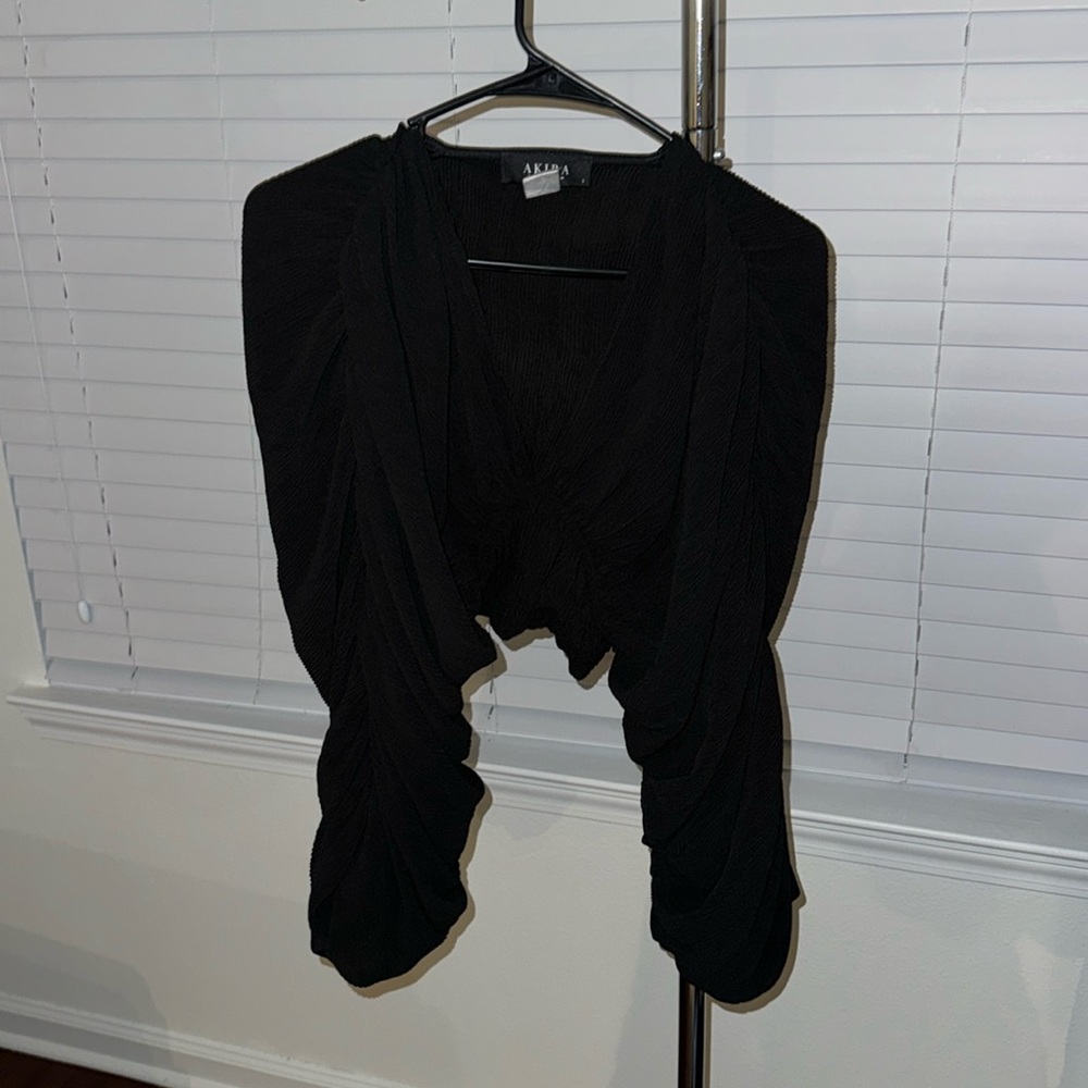 Cropped Ballon Sleeve Top
